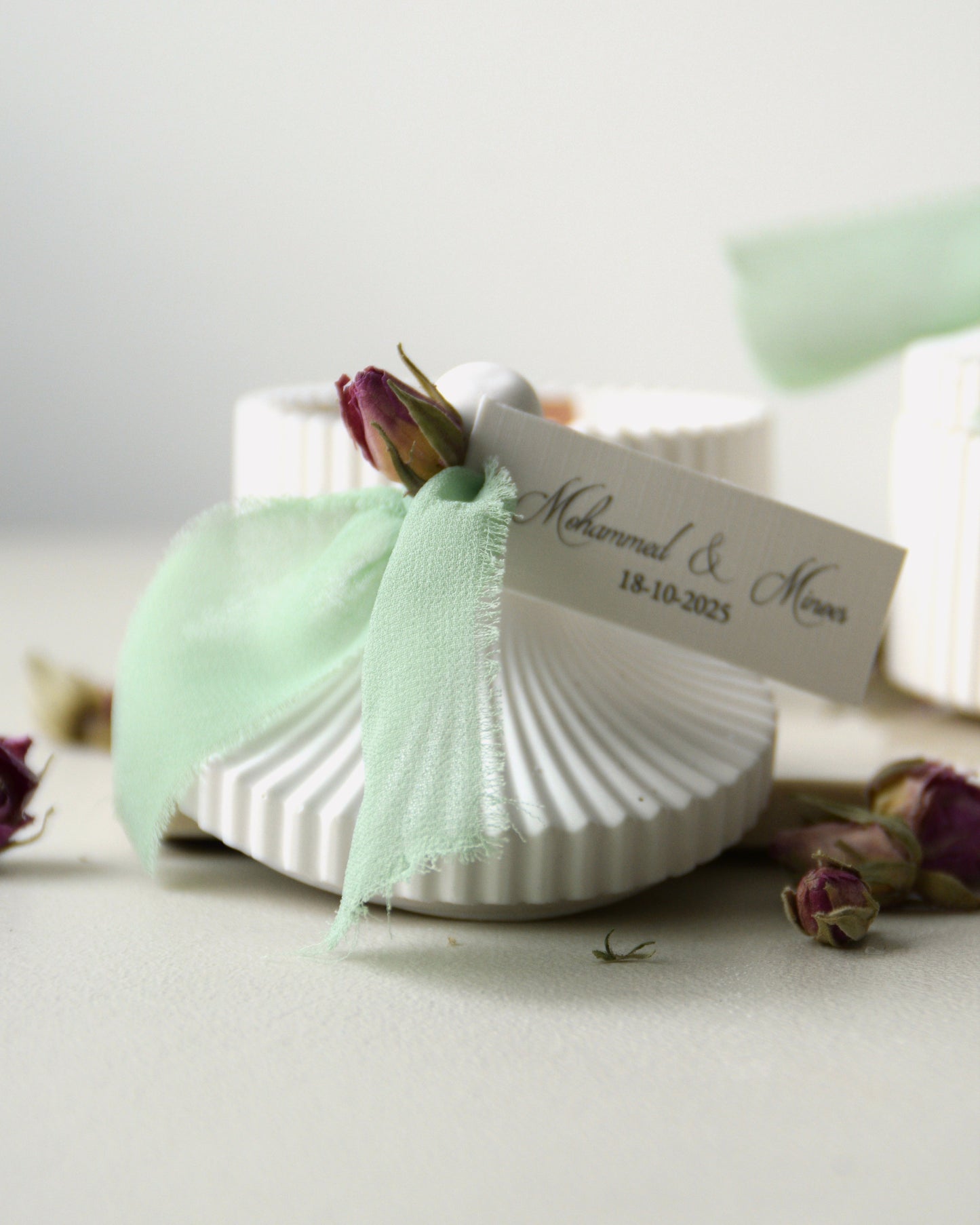 Safha of Roses - Candle favor (jar)