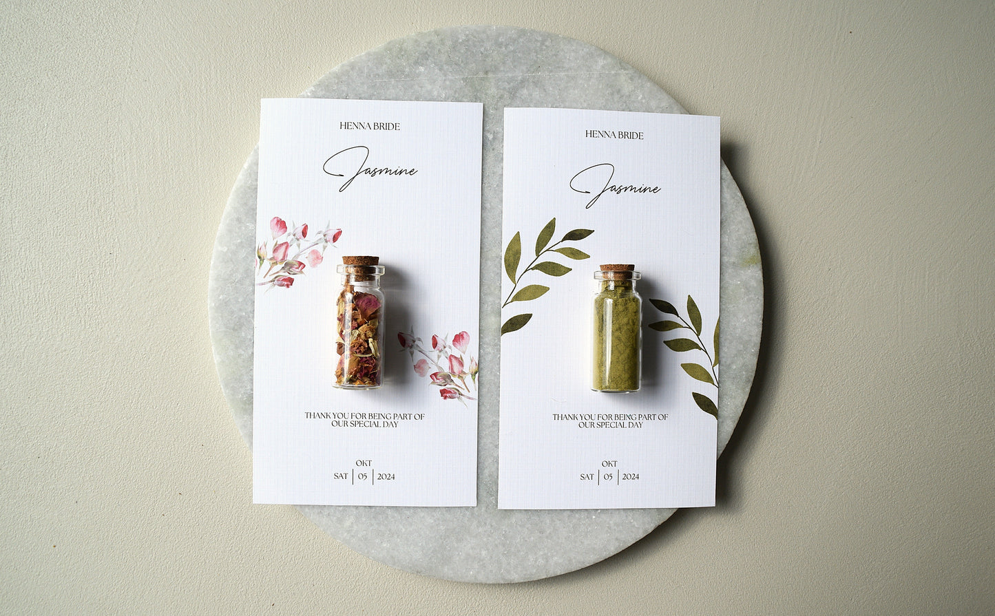 Safha of henna - Table card bottles of henna powder