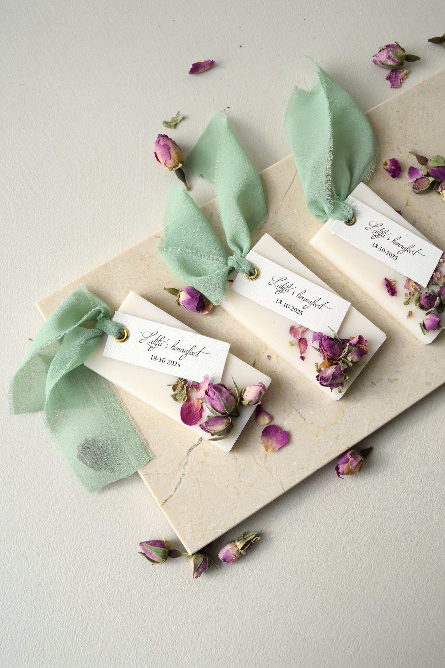 Safha of Roses - Wax melt thank you gift