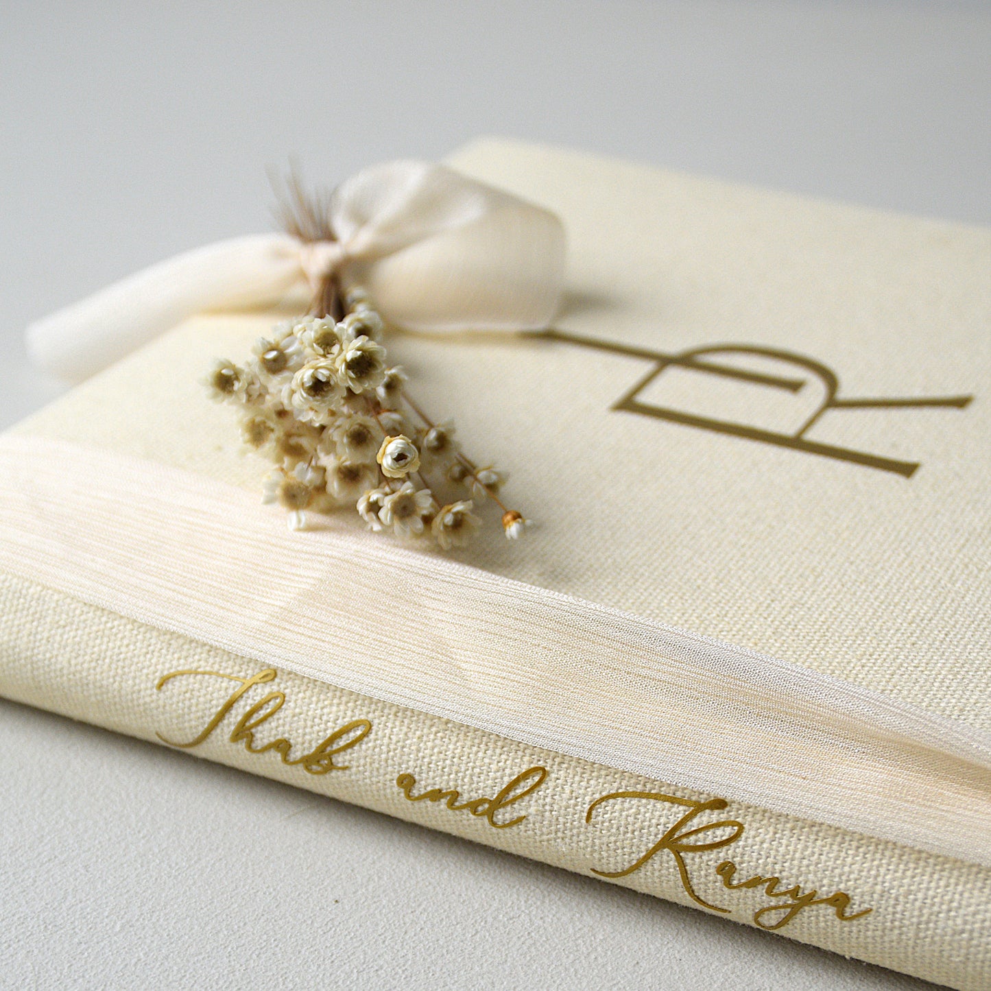 Safha of Linnen - Guestbook