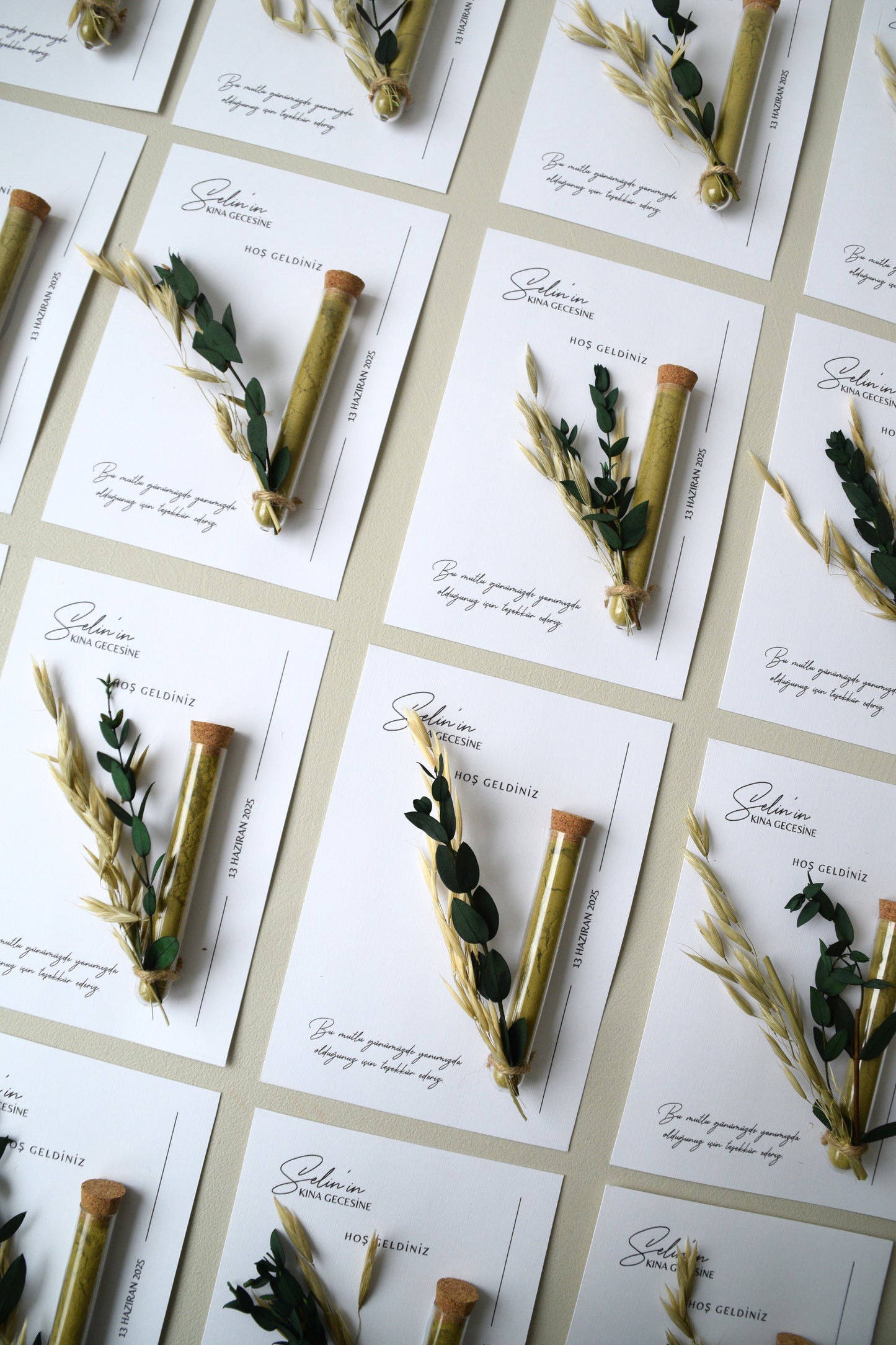 Safha of Henna - Henna tube table card